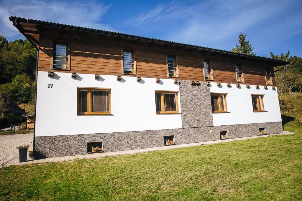 Apartmany Pri Jaskyni - Bystrá Exterior foto